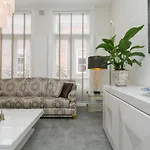 Apartment The Palace - R.q.c.