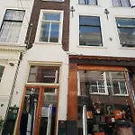 The Palace - R.q.c. * The Hague