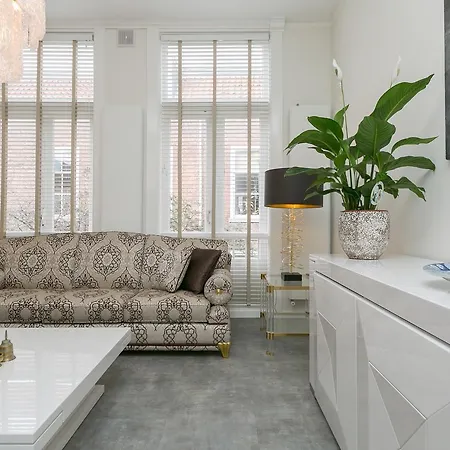 Apartman The Palace - R.q.c.