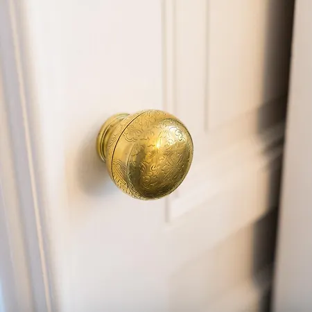 アパート The Palace - R.q.c.