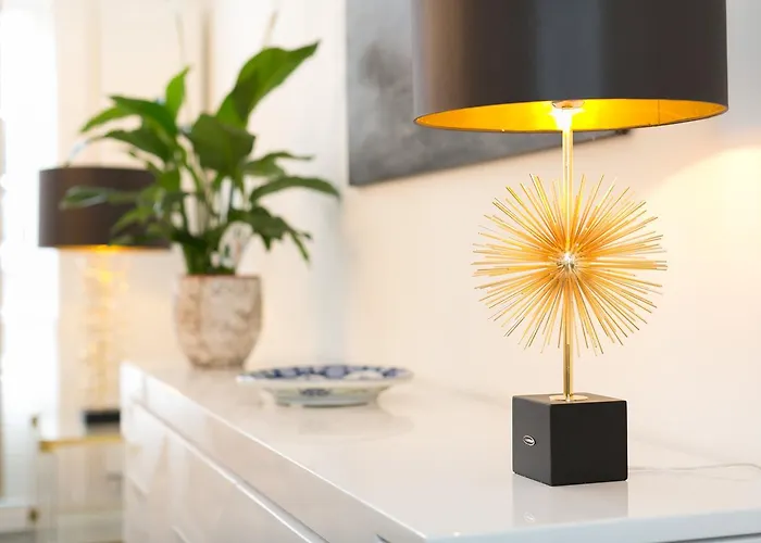 The Palace - R.q.c. Apartman