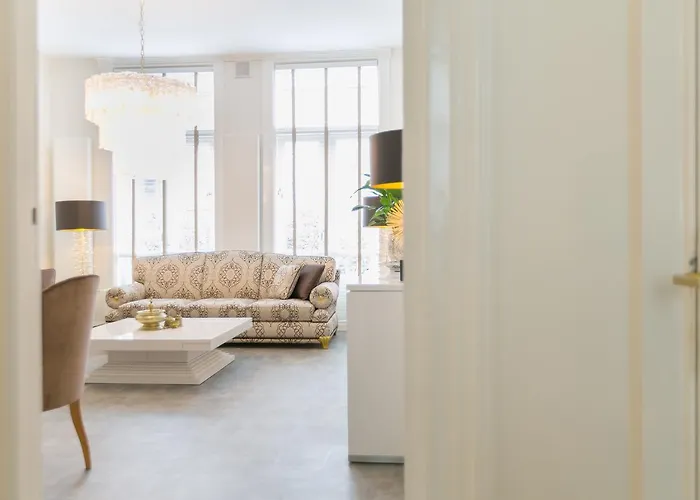 The Palace - R.q.c. * La Haya